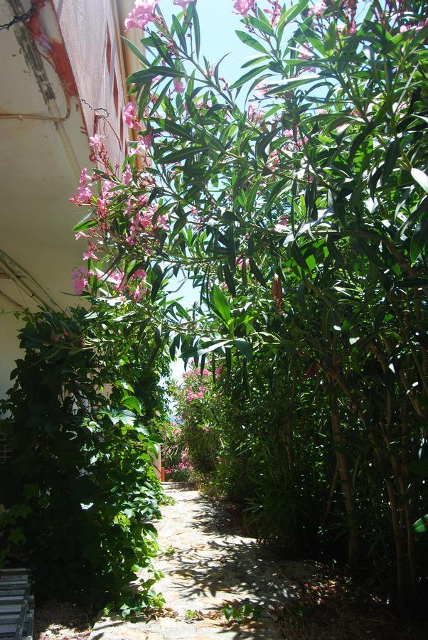 Maria Rooms Agia Ermioni Luaran gambar
